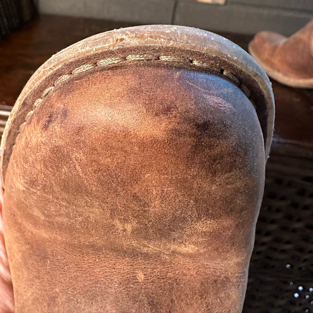 Clarks ankle booties with a heel - Picture 2 of 7